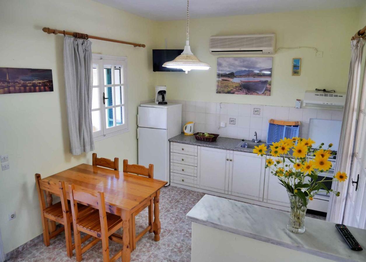 Yiannis Apartments Agios Georgios Pagoi Corfu Agios Georgios Pagon Dış mekan fotoğraf
