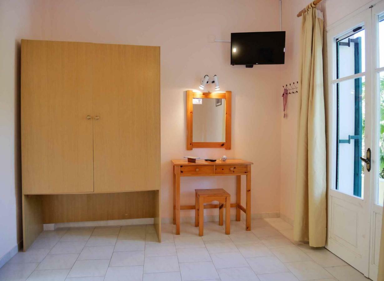 Yiannis Apartments Agios Georgios Pagoi Corfu Agios Georgios Pagon Dış mekan fotoğraf