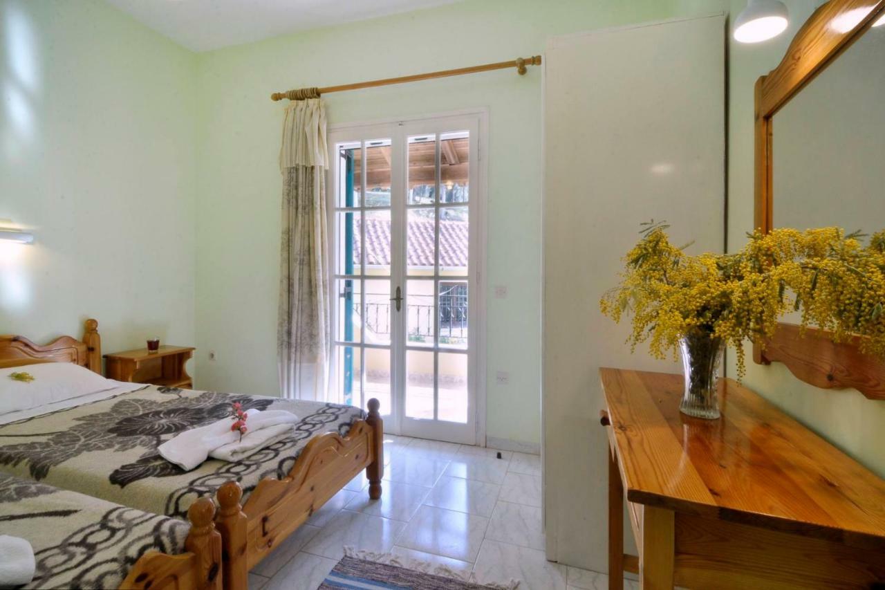 Yiannis Apartments Agios Georgios Pagoi Corfu Agios Georgios Pagon Dış mekan fotoğraf